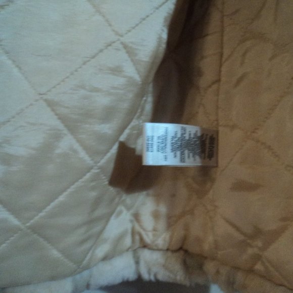 Girl's Juicy Couture faux fur jacket size 12 - Picture 2 of 7